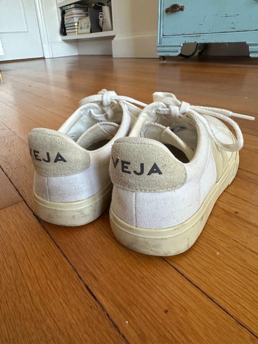 VEJA Campo Canvas Sneaker in White | Size US 6/7 EU 37 - Picture 6 of 7